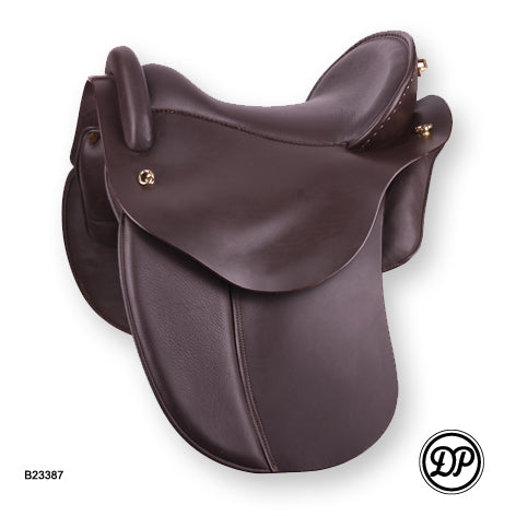 1084 Quantum with Dressage Flap image 1