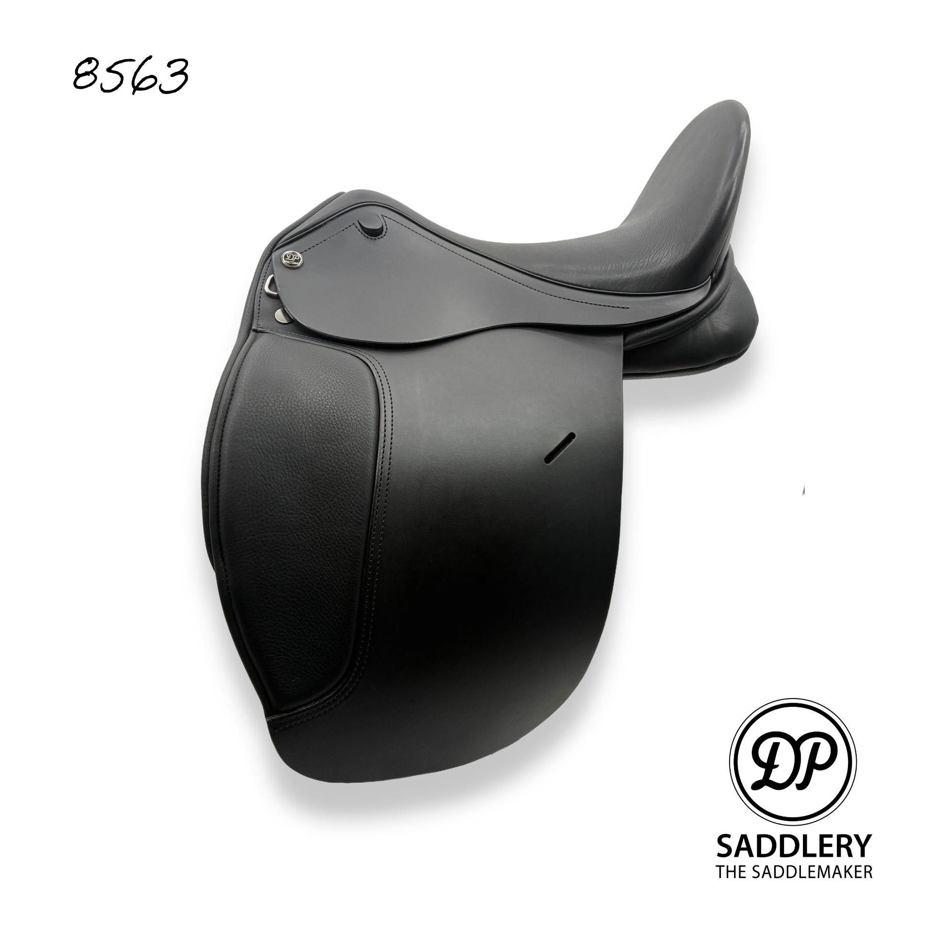 Essence Dressage | 8563